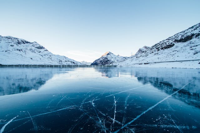 Auto-enrolment thresholds frozen — what it means for you